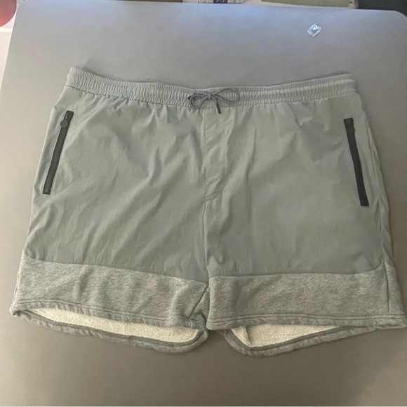 Hunter Shorts | Tie Waist | Zip Pockets | Size XXL | Gray - Picture 1 of 9